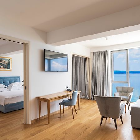 Grand Hotel Miramare Crikvenica Buitenkant foto Suite