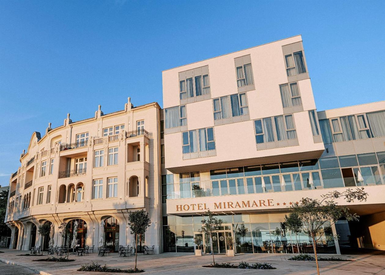 Grand Hotel Miramare Crikvenica Buitenkant foto