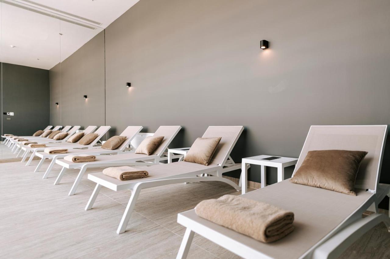 Grand Hotel Miramare Crikvenica Buitenkant foto The spa at the Hotel