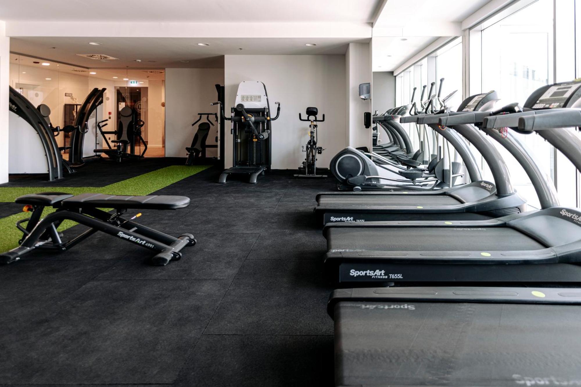 Grand Hotel Miramare Crikvenica Buitenkant foto The gym at the 1000 Museum